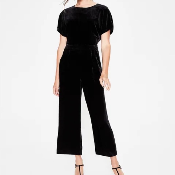 Boden Pants - NWT Boden Aston black velvet jumpsuit 4P 4 Petite